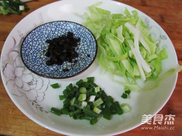 Lotus White Bean Sauce Noodles recipe