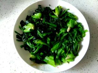 Old Vinegar Peanuts Mixed with Spinach recipe