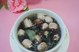 Cucumber Seaweed Meatball Soup