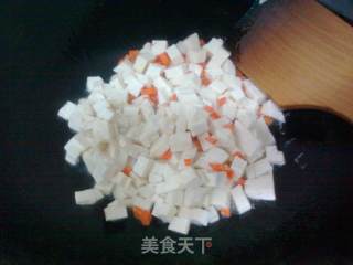 Stir-fried Tofu with Celery Leaves recipe