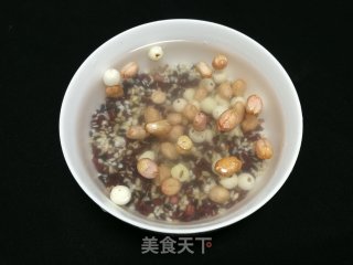 Longan and Lotus Seed Eight-treasure Porridge recipe