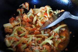 Stir-fried Cauliflower with Tomato recipe