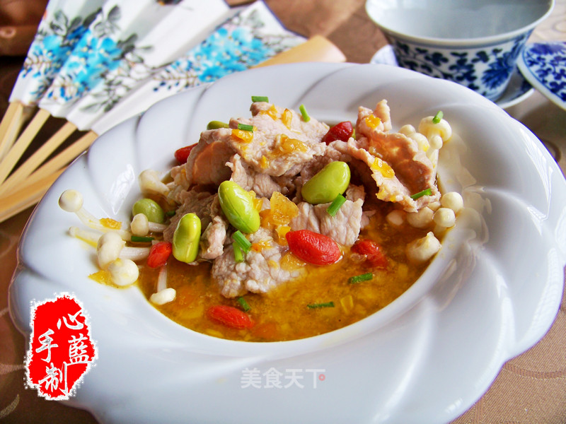 Xinlan Hand-made Private Kitchen [golden Soup and Silver Needle Thin Pig]-lucas' Chinese Name recipe