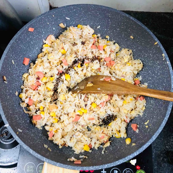 Fried Rice with Seafood and Soy Sauce recipe
