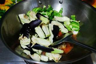 Stewed Eggplant with Green Peppers and Tomatoes recipe