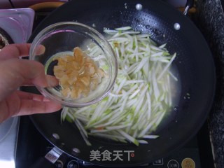 Jelly Scallops, Dried Shrimps and Vermicelli in Clay Pot recipe