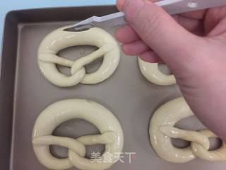 # Fourth Session of The Baking Contest and is Love to Eat Festival# German Lye Bread Pule Knot recipe