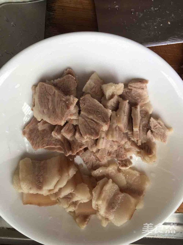 Stir-fried Twice-cooked Pork with Onions recipe