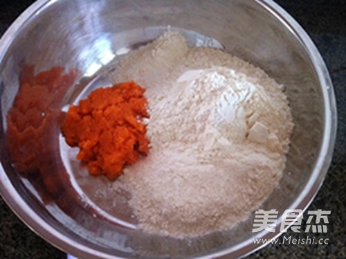 Carrot Dregs Mantou recipe