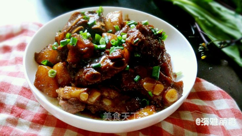 Braised Pork Ribs with Carrots recipe