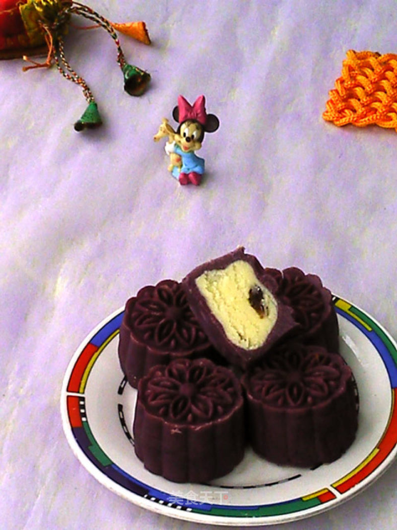 Taoshan Purple Sweet Potato Milk Cherry Mooncake recipe