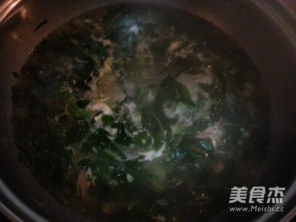 Wolfberry Leaf Egg Soup recipe