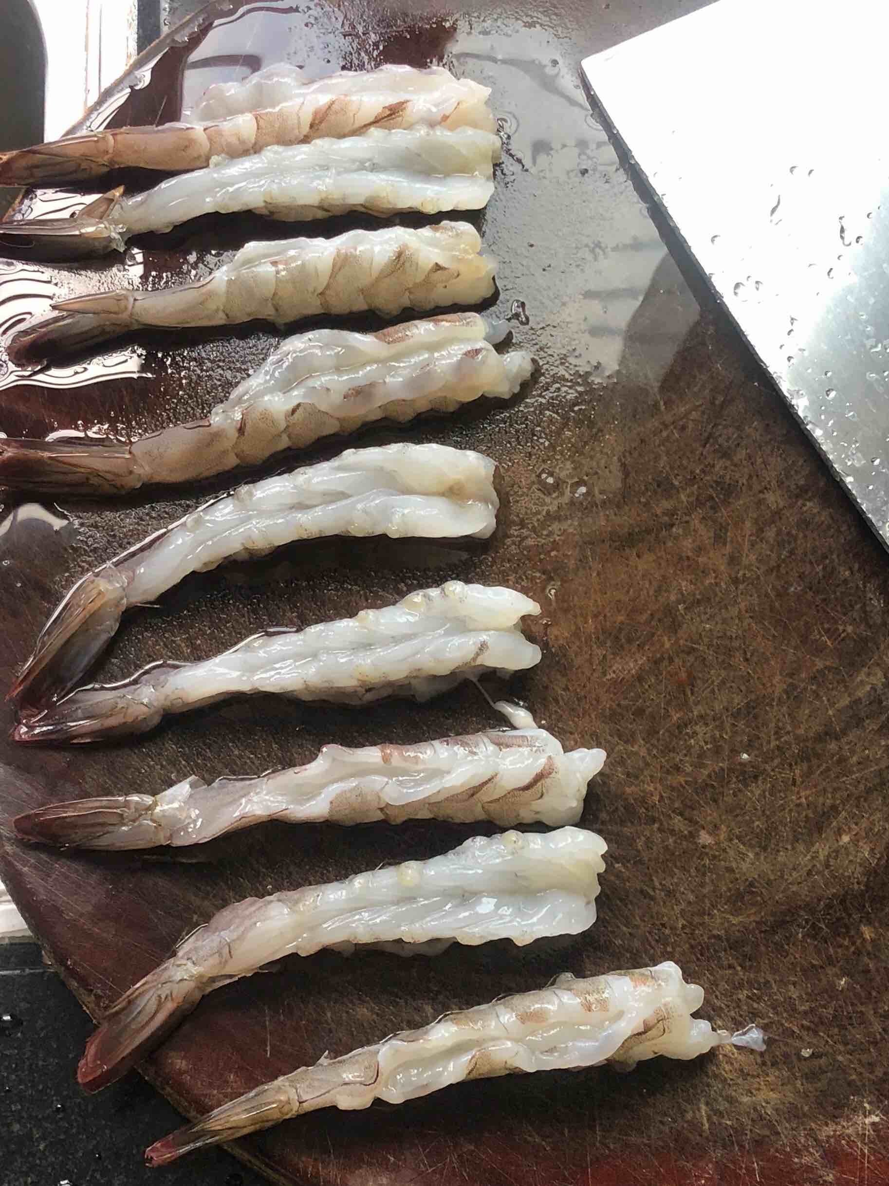 Stir-fried Shrimp with Huakai Fugui recipe