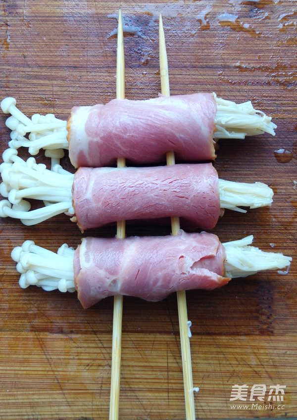 Baked Bacon Enoki Mushroom Roll recipe