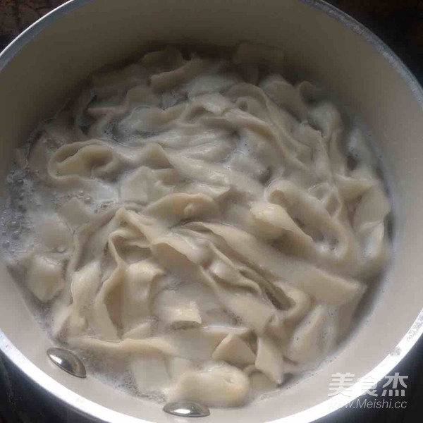 Fried Noodles with Cabbage and Pork recipe