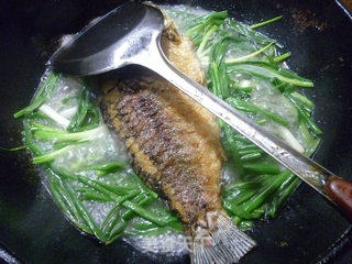 Grilled River Crucian with Chives recipe