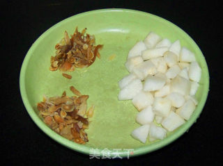 【stewed Pear with Chinese Herbal Medicine】 recipe