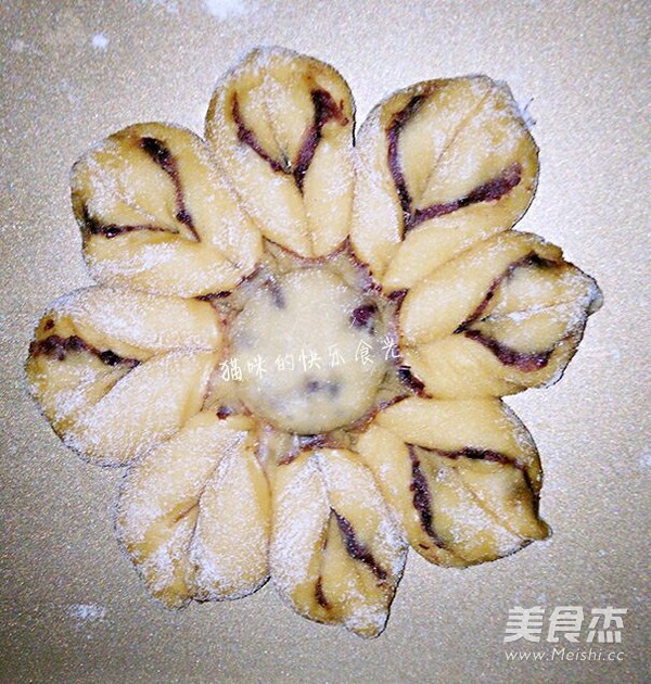 Red Bean Paste Coffee Flower Bread recipe