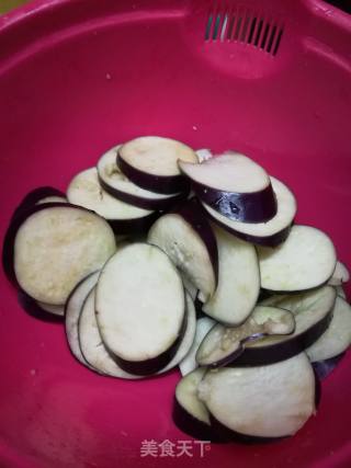 Fried Eggplant with Beans recipe