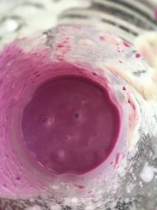 Latte Purple Sweet Potato Milkshake recipe