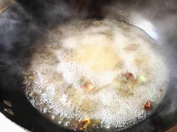 Spanish Mackerel Stewed Vermicelli recipe