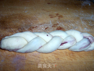 Use Tricks to Easily Knead The Dough by Hand---mulberry Jam Braided Bread recipe