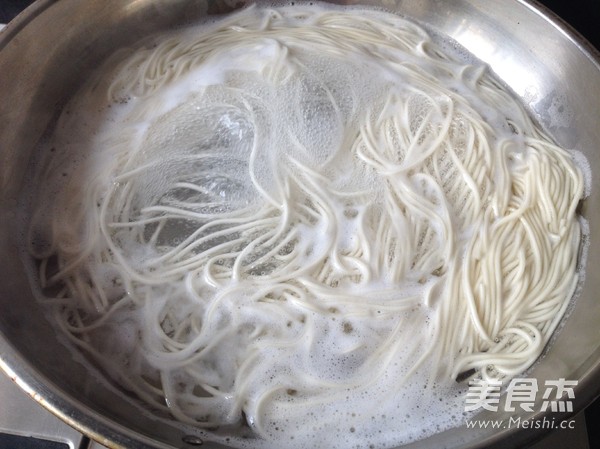 Sichuan Sprout Pork Noodles recipe
