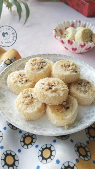 Coconut Almond Cookies recipe