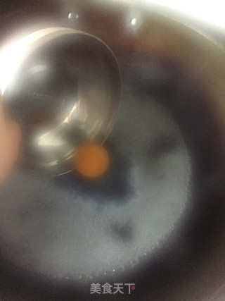 Poached Eggs in Sugar Water recipe