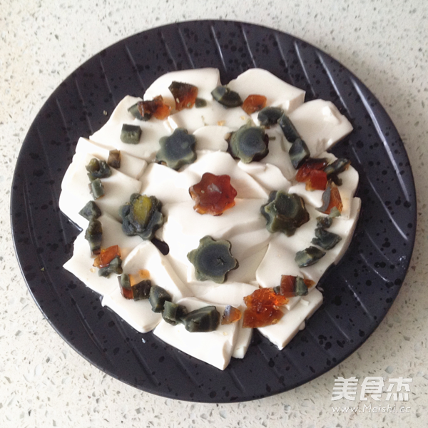 Cold and Refreshing Preserved Egg Tofu recipe