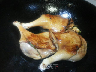 Duck Legs with Spiced Sauce recipe