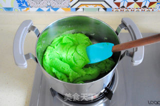 Frog Meringue Puffs recipe