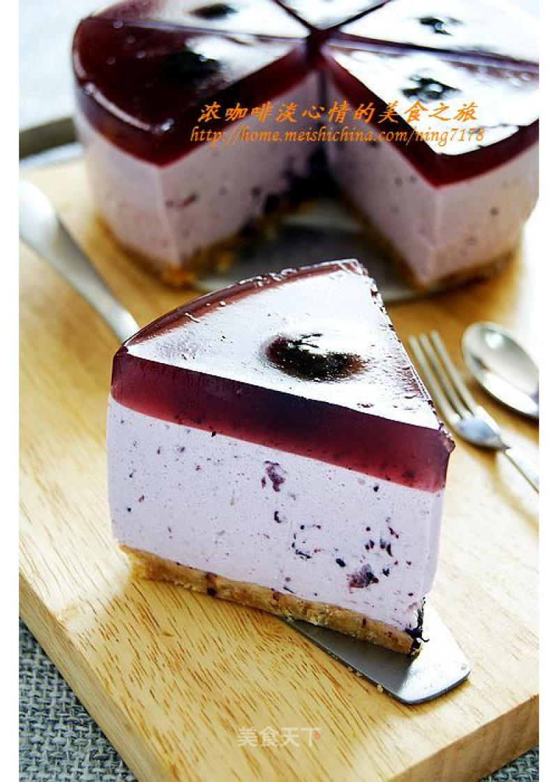 Frozen Cheesecake with Blueberry Sauce recipe