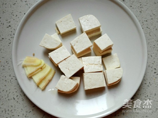 Crucian Tofu Soup recipe