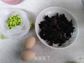 Fried Edamame with Fungus and Egg recipe