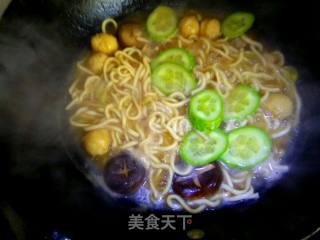 Mushroom Chicken Ball Noodle recipe