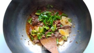 Stir-fried Duck Gizzards with Green Peppers recipe