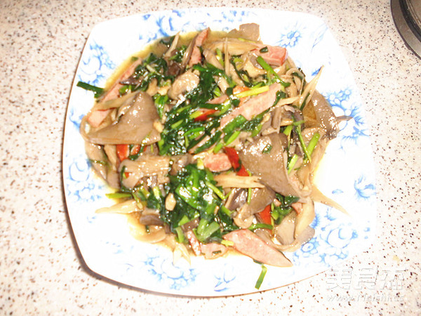 Stir-fried Leek with Fresh Mushrooms recipe