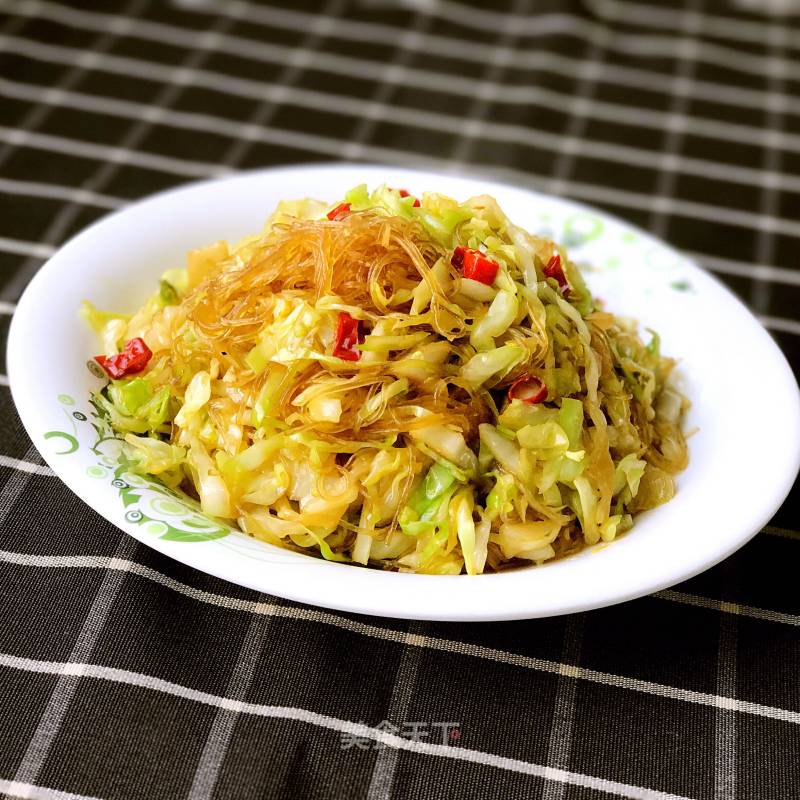 Stir-fried Vermicelli with Cabbage recipe