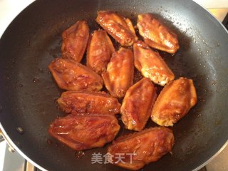 Braised Chicken Wings with Rock Sugar recipe