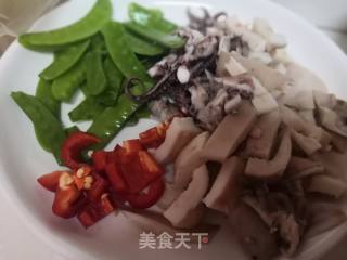 Fried Squid with Snow Peas recipe