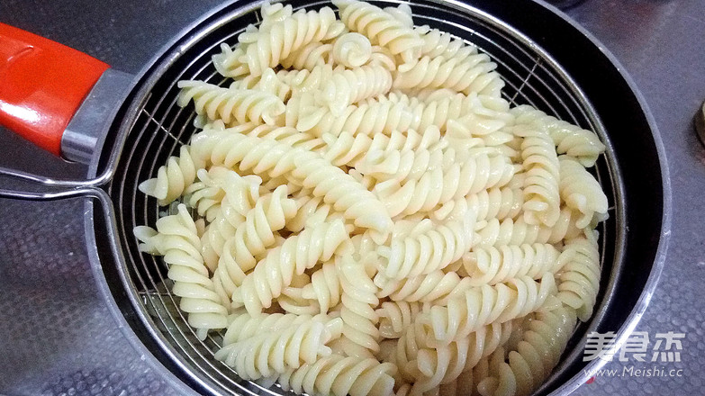 Pasta with Black Pepper and Shiitake Mushrooms recipe