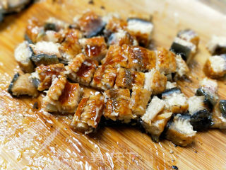 Grilled Shiitake Mushrooms with Garlic Eel recipe