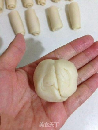 Wu Ren Ham Su-style Mooncakes recipe