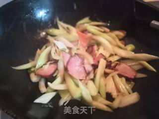 Stir-fried Bacon with Celery recipe