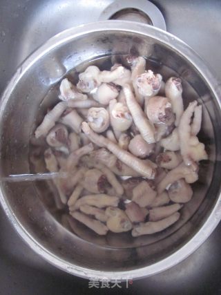 Pickled Pepper Chicken Feet recipe