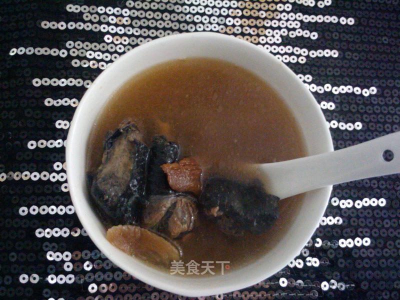 Electric Pressure Cooker Version of Red Dates Black Chicken Soup recipe