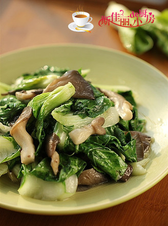 Stir-fried Chinese Cabbage with Mushrooms recipe