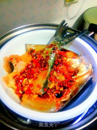 Steamed Silver Carp with Chopped Peppers recipe