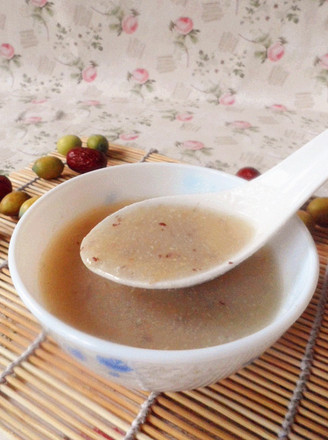 White Fungus, Lotus Seed and Red Date Soup recipe